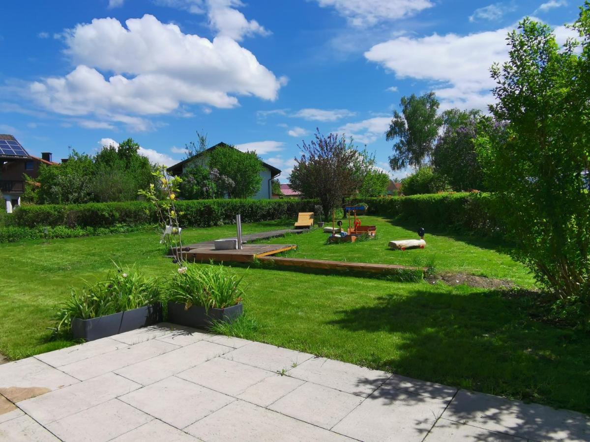 Moderne Ferienwohnungen Mit Designbad Petting Buitenkant foto