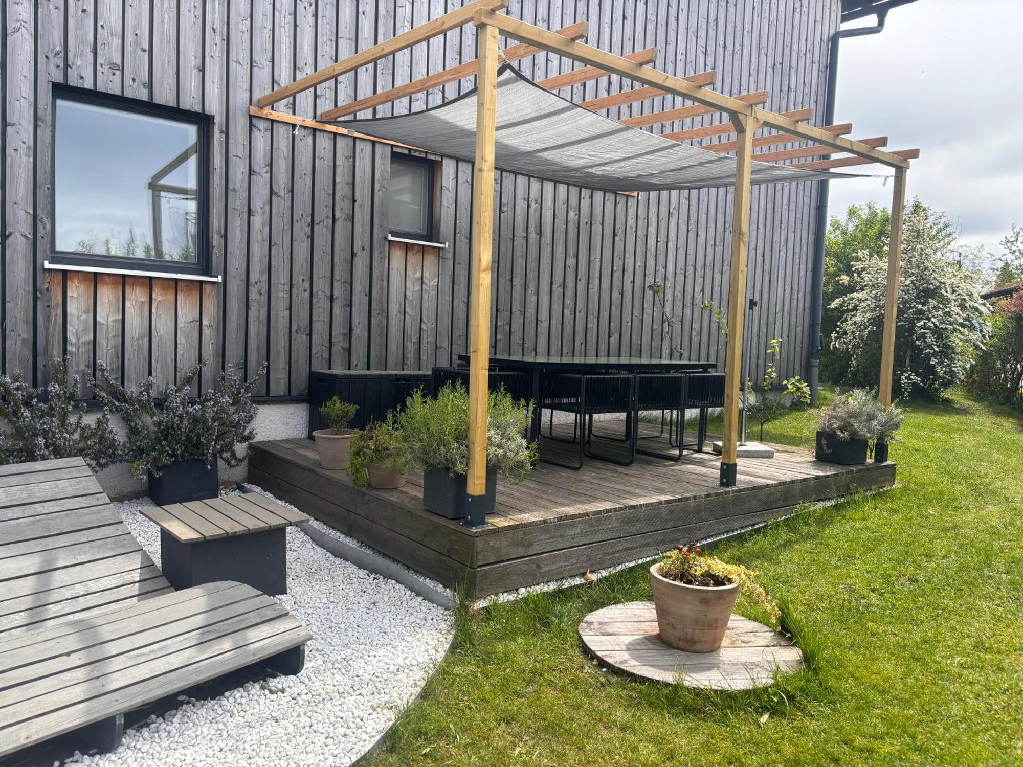 Moderne Ferienwohnungen Mit Designbad Petting Buitenkant foto